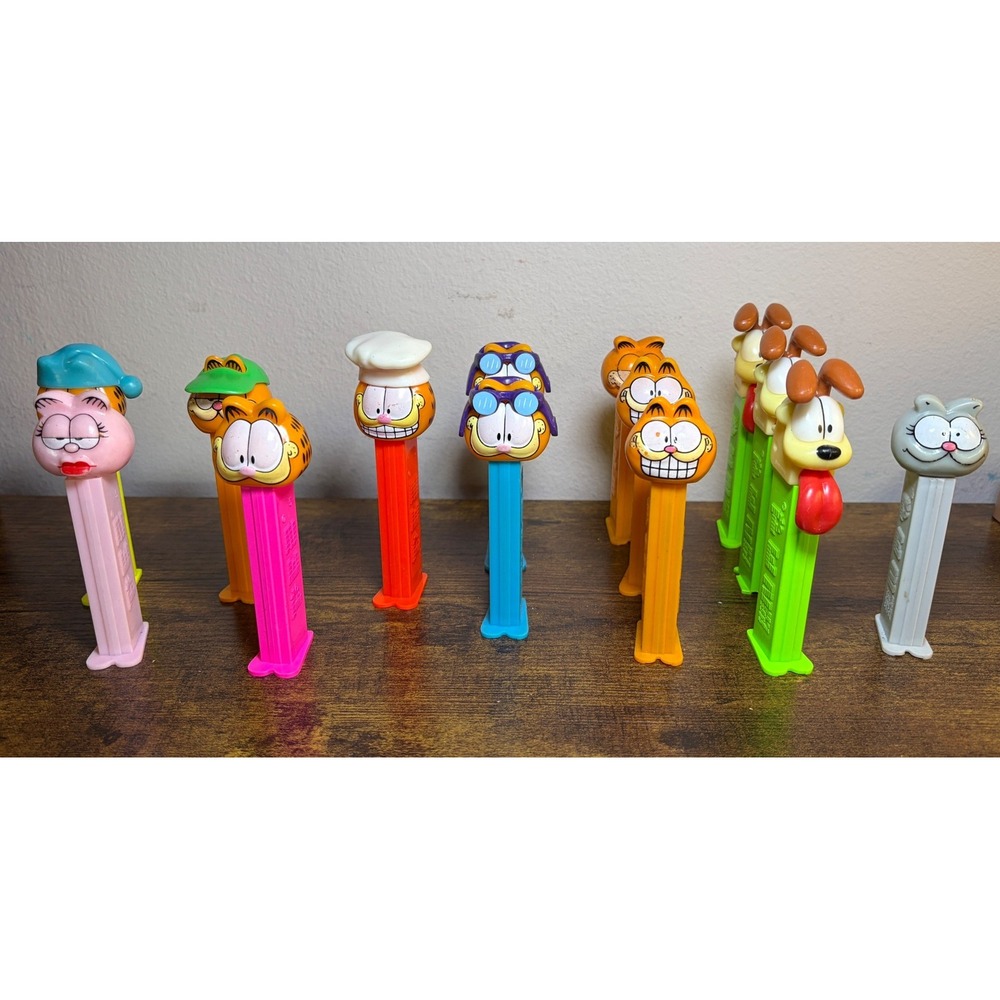 Vintage Garfield and Friends PEZ Dispenser Lot Odie Nermal Arlene 14pc Mixed Set